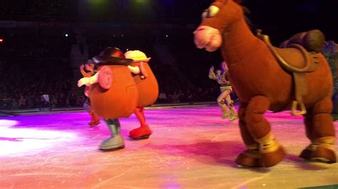 Disney On Ice Mundos Encantados Toy Story 3 Youtube