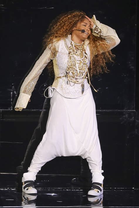 Janet jackson unbreakable tour tickets - pointssafas