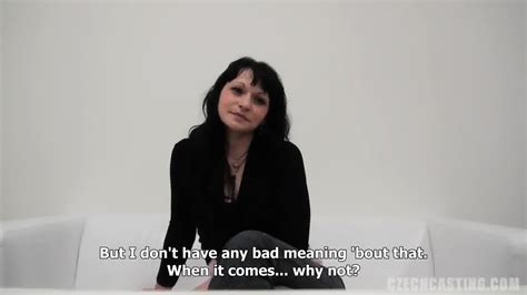 Slutty Amateur Shows Her Pussy