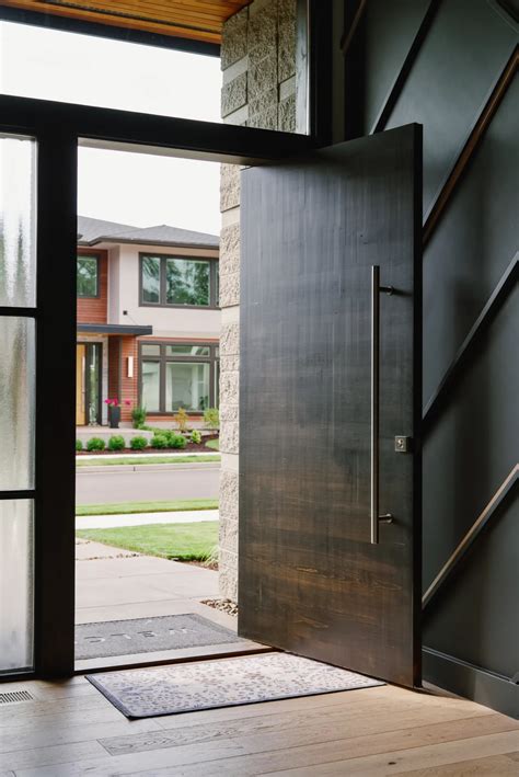 Pivot Doors | Willamete Carpetenry