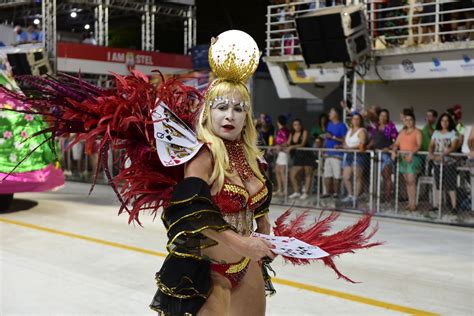 Confira Fotos Dos Momentos Marcantes Da Imperatriz Do Forte A Gazeta