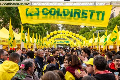 Villaggio Coldiretti A Cosenza Una Passeggiata Nel Futuro Locale E