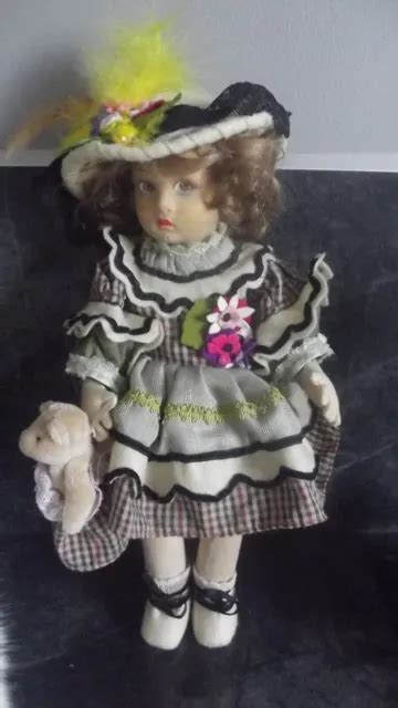 ANCIENNE POUPÉE EN feutrine tissu type Raynal Lenci doll collection