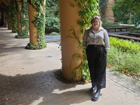 Obituary for Julia Hall: Celebrating Her Life and Contributions 9