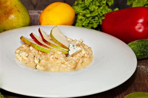 Risotto Alle Pere E Gorgonzola La Ricetta Del Primo Cremoso E Gustoso