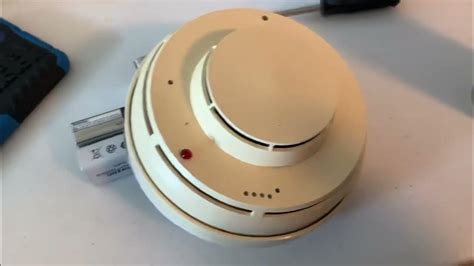 Cerberus Pyrotronics Di 3 Smoke Detector — Unpack And Test Youtube