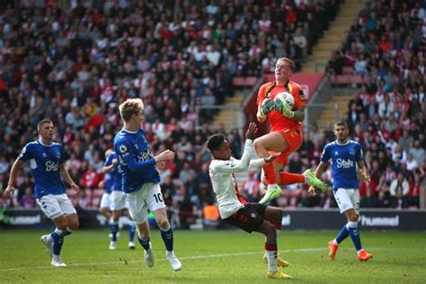 Everton News And Transfers Recap Jordan Pickford Interest Takeover