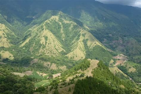 Legenda Asal Usul Gunung Nona Enrekang Sulawesi Selatan Bentuknya