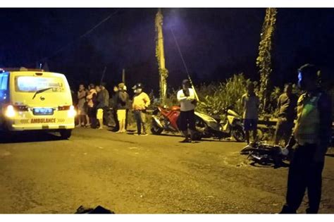 Dua Motor Tabrakan Adu Banteng Di Jalan Godean Satu Orang Tewas