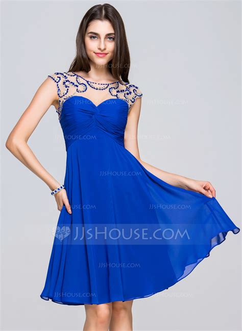 A Line Princess Scoop Neck Knee Length Chiffon Homecoming Dress With