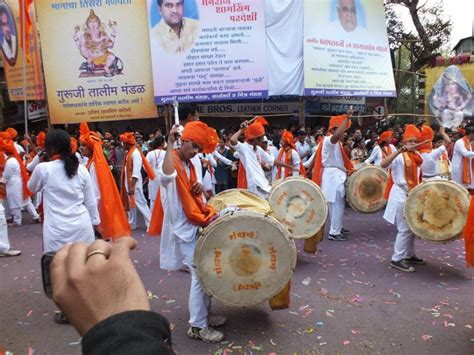 My Photography Blog: Ganpati Visarjan Miravnuk, Pune - 2012