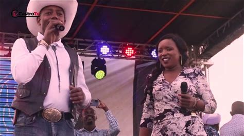 Inooro Tvs Ken Wakuraya Makes Ladies Go Wild As He Sings Country Music Like Never Before Youtube