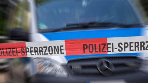 Femizid In Horneburg Mann T Tet Seine Ehefrau Mit Mehreren Messerstichen