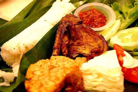 6 Makanan Rumahan Khas Sunda Yang Pasti Membuatmu Rindu Pulang Rumah Makan Duta Minang