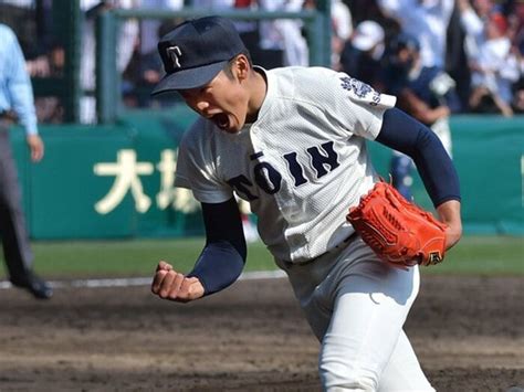 大阪桐蔭・根尾昂は野球の常識の外。片手捕球、ジャンプスロー、スキー。（2／4） 高校野球 Number Web ナンバー