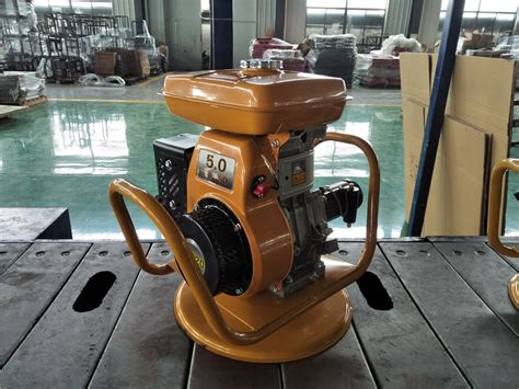 High Frequency Vibrating Concrete Vibrator Pumps With Robin Type Ey