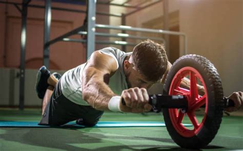 8 Best Ab Wheel Exercises For Beginners