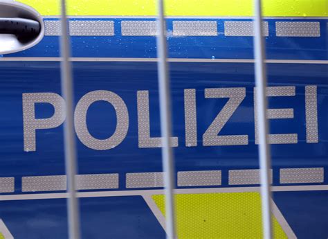 Polizei sucht Zeugen nach tödlichem Verkehrsunfall Loss mer schwade