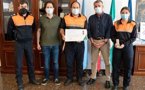 Nerja Mayor Congratulates Civil Protection Volunteers On Gold Medal Of