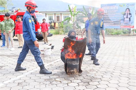 Prodi Kesehatan Masyarakat Unw Melaksanakan Pelatihan Basic Fire