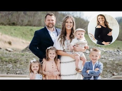 Hot Sexy Whitney Bates Bikini Pics