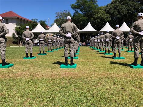 Brigada Militar Atrav S Do Crpo Planalto Forma Novos Soldados No