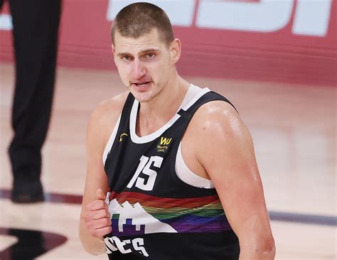 Jokic Muestra Su Anillo De Casado Y Quiere El De Campeón De La Nba