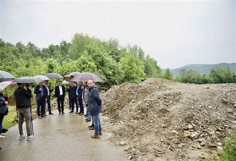 NOVAC IDE U PRIGRADSKA I SEOSKA NASELJA Za Novi Vodovod I Kanalizaciju