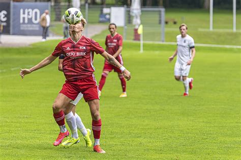 Bildergalerie Fu Ball Fc Memmingen Ii Verliert Heimspiel Gegen Fc