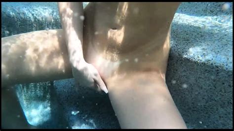 Katee Life Big Tits Underwater In Pool