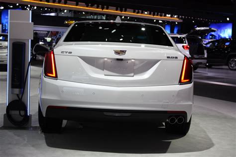 2017 Cadillac CT6 Plug-In Hybrid Gallery 696275 | Top Speed