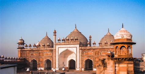 Allahabad High Court Seeks Asis Response On Agra Jama Masjid Survey