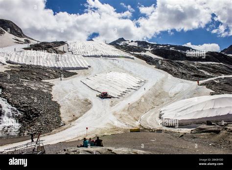 Hintertux Austria August View Of Hintertux Glacier In