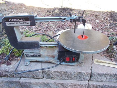 Delta 16 In Scroll Saw 2 Speed Cast Iron Model 40 560 Good Used Condition Ebay