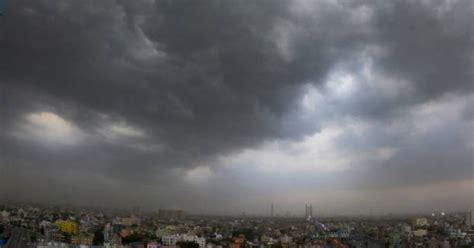 Kerala IMD Forecasts Heavy Rainfall In Next Few Days Yellow Alert In