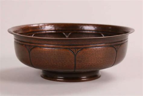 Roycroft Hammered Copper Fruit Bowl California Historical Design