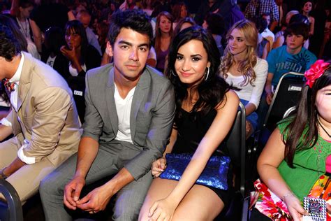 Exes Demi Lovato And Joe Jonas Reunited At A Halloween Party Glamour