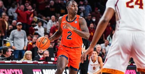 Starting forward Jaylin Williams to return for fifth season at Auburn