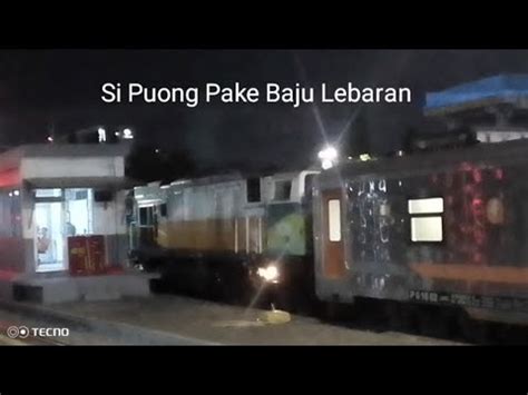 SI PUONG PAKE BAJU LEBARAN Kereta Api Ka Argo Parahyangan Lagi