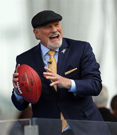 hall  fame qb terry bradshaw    treated  bladder  skin
