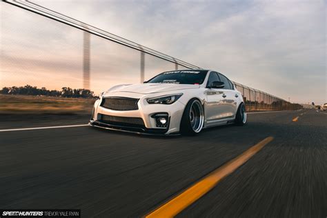 Slammed Infiniti Q50