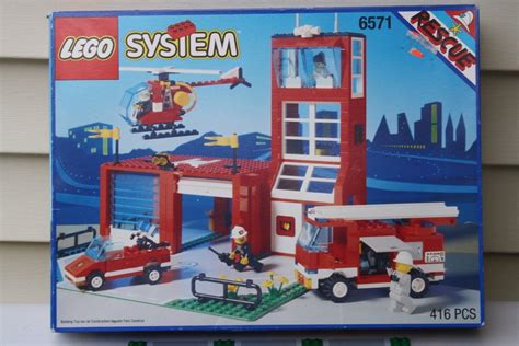 Vintage Lego Town Flame Fighters Fire Station With Box