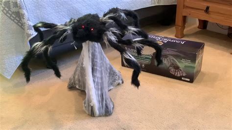 Tekky Design 2016 Spirit Halloween Animated Jumping Spider Black