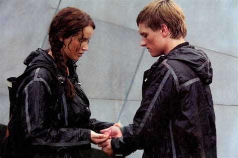 16 Romantic Katniss And Peeta Quotes Mockingjay Needs In Part One