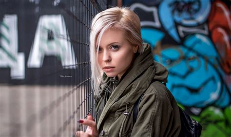 Red Nails Depth Of Field Women Outdoors Women Graffiti Face