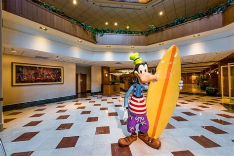 Paradise Pier Hotel Review - Disney Tourist Blog