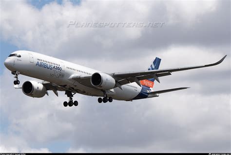 F WXWB Airbus Industrie Airbus A350 941 Photo by Samuel Rößler ID