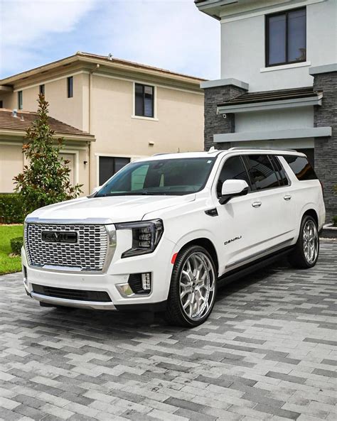 Gmc Yukon Xl Denali In Summit White On Forgiatos Gmc Yukon