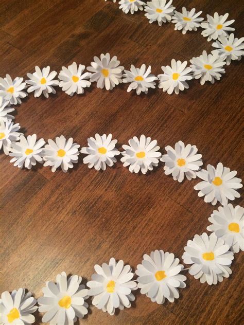 Paper Daisy Garland Paper Daisy Paper Flowers Diy Paper Garland