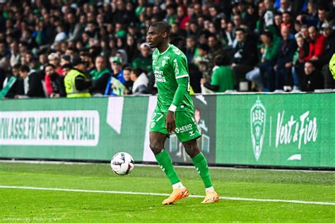 Mercato ASSE L Annonce D Un Dirigeant Sur Nkounkou